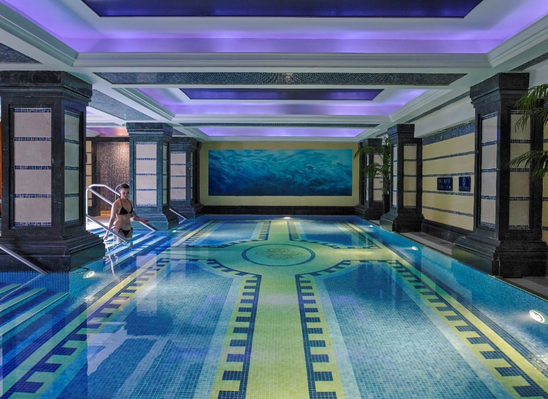 Hotel with Indoor Heated Swimming Pool in Killarney | Killarney Towers