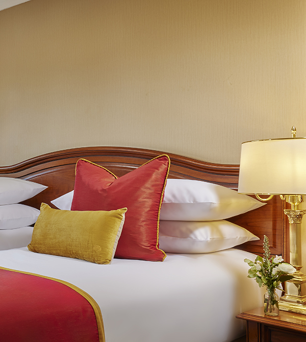 pillows-twin-room 600 x 670