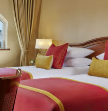 twin-bedroom-killarney-towers-hotel-1920x1080