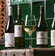 wine-bar-pigs-lane-killarney-towers-hotel